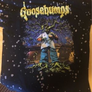 GOOSEBUMPS (graphic T-SHIRT)